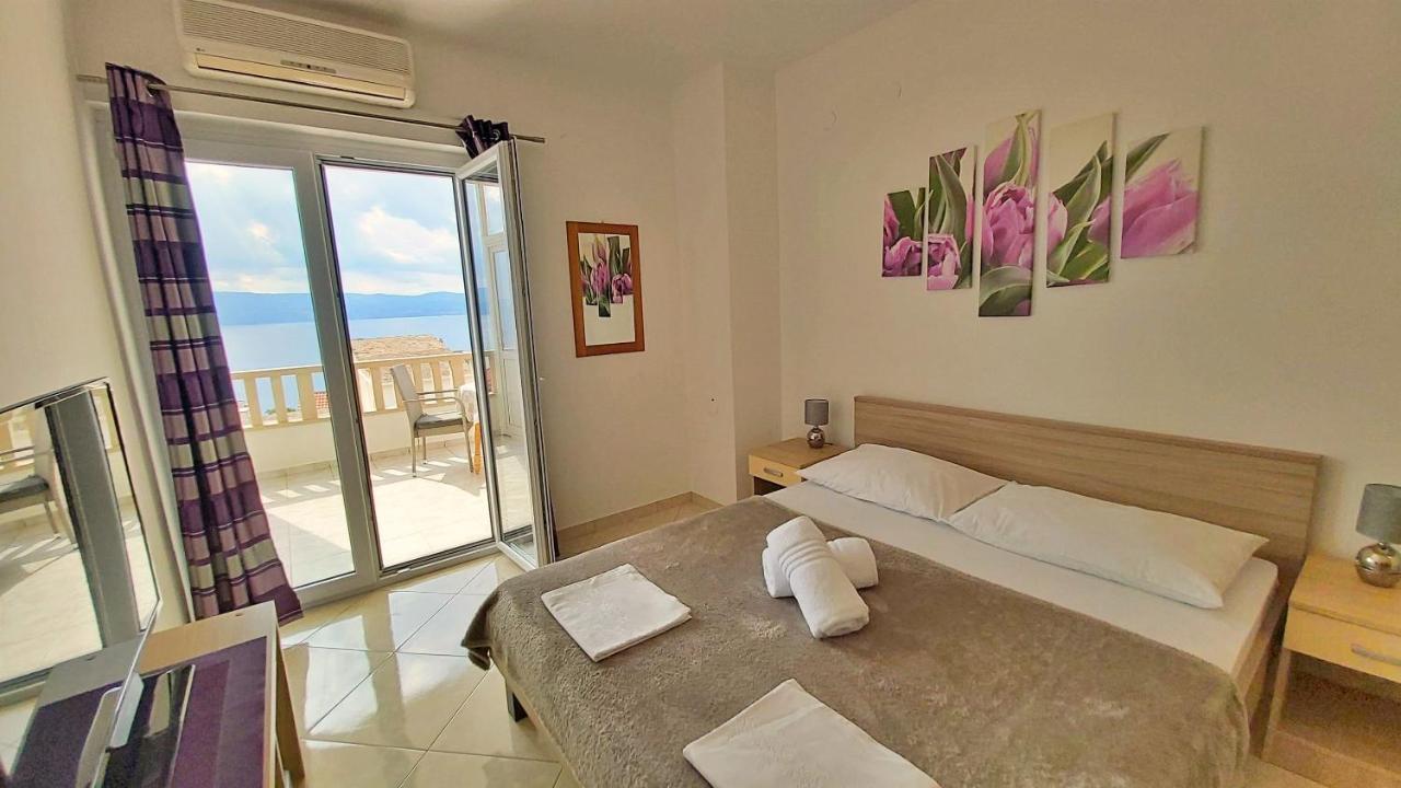 Apartments Nemira Omiš Exterior foto