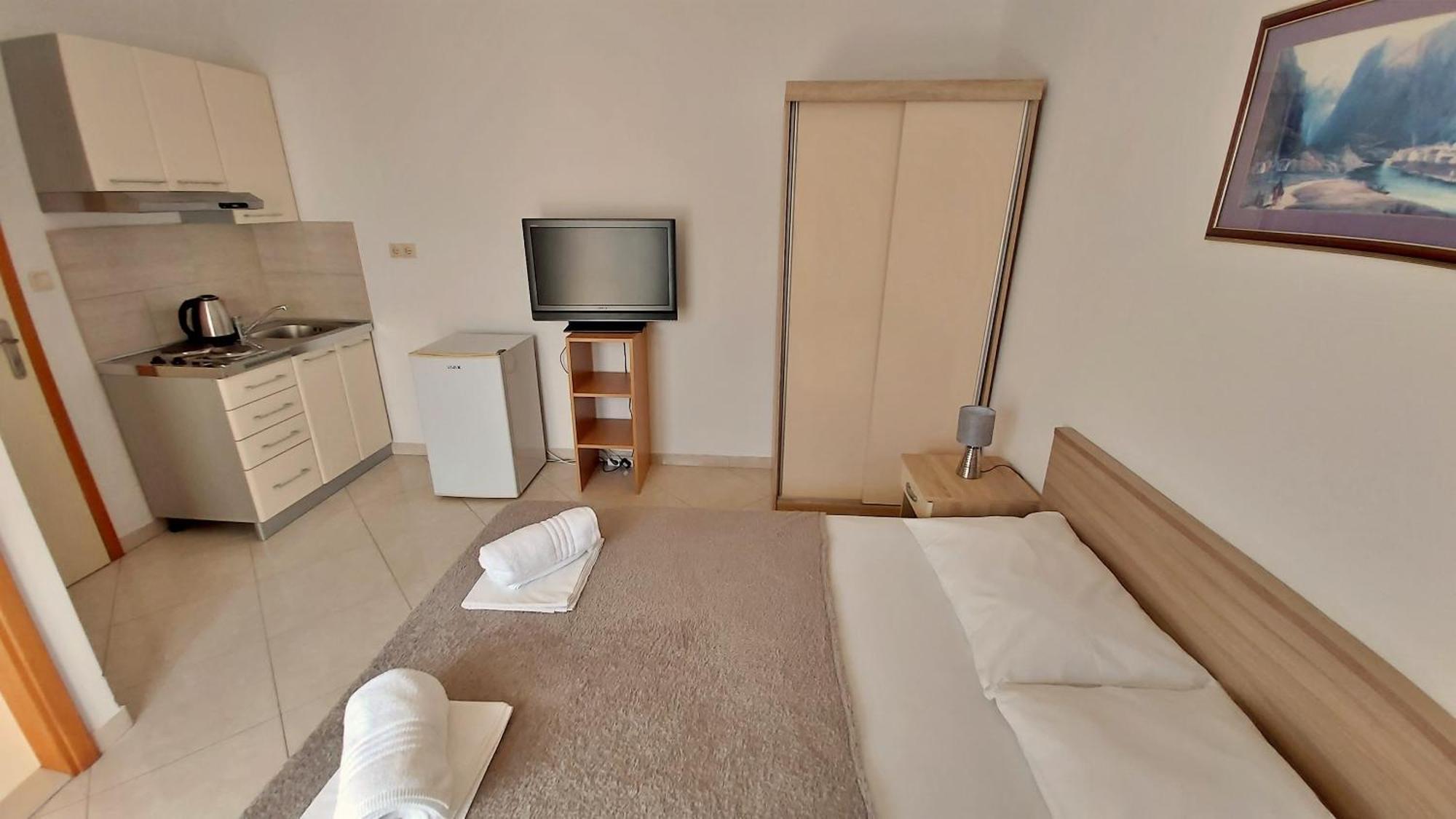 Apartments Nemira Omiš Quarto foto