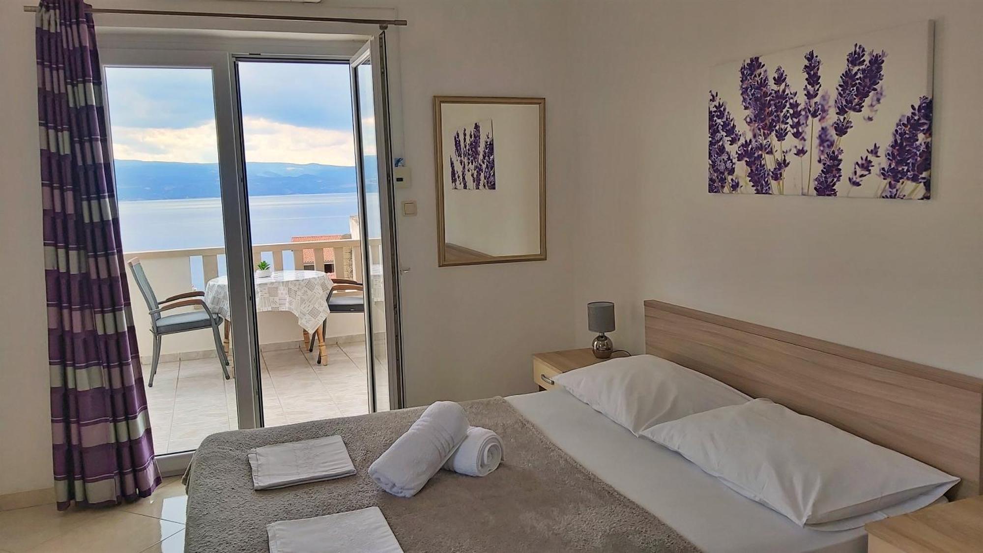 Apartments Nemira Omiš Quarto foto