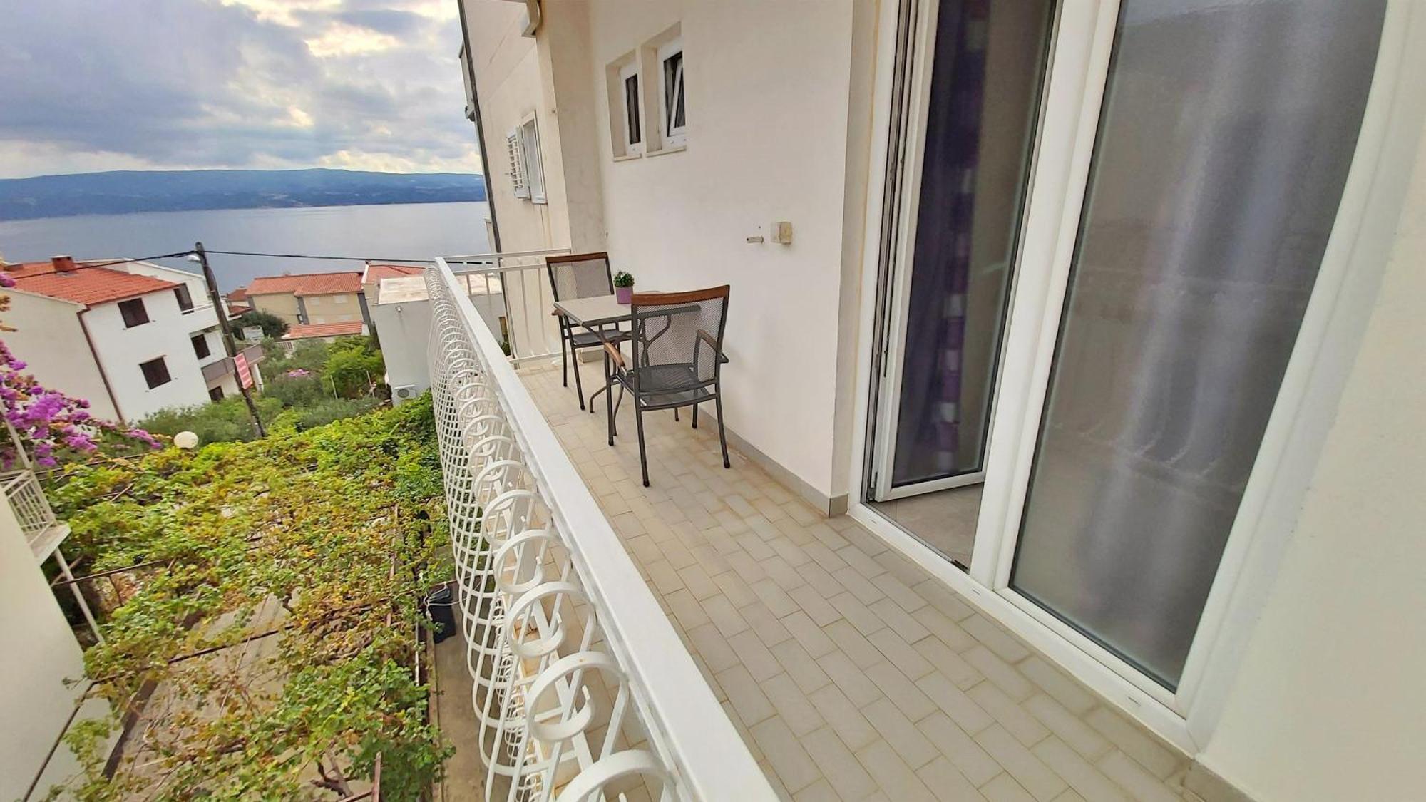 Apartments Nemira Omiš Quarto foto